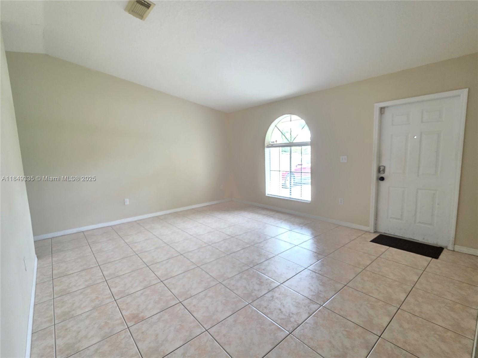 22037 SW 129th Ave, Miami, FL, 33170/$750,000 2 22037 SW 129th Ave