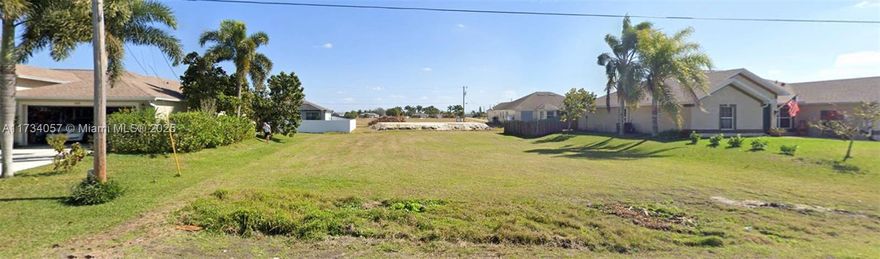 Ready-to-build lot! Located in a desirable and fast-growing area, this property is perfect for those looking to build their dream home. Call today to put an offer! Highly motivated seller