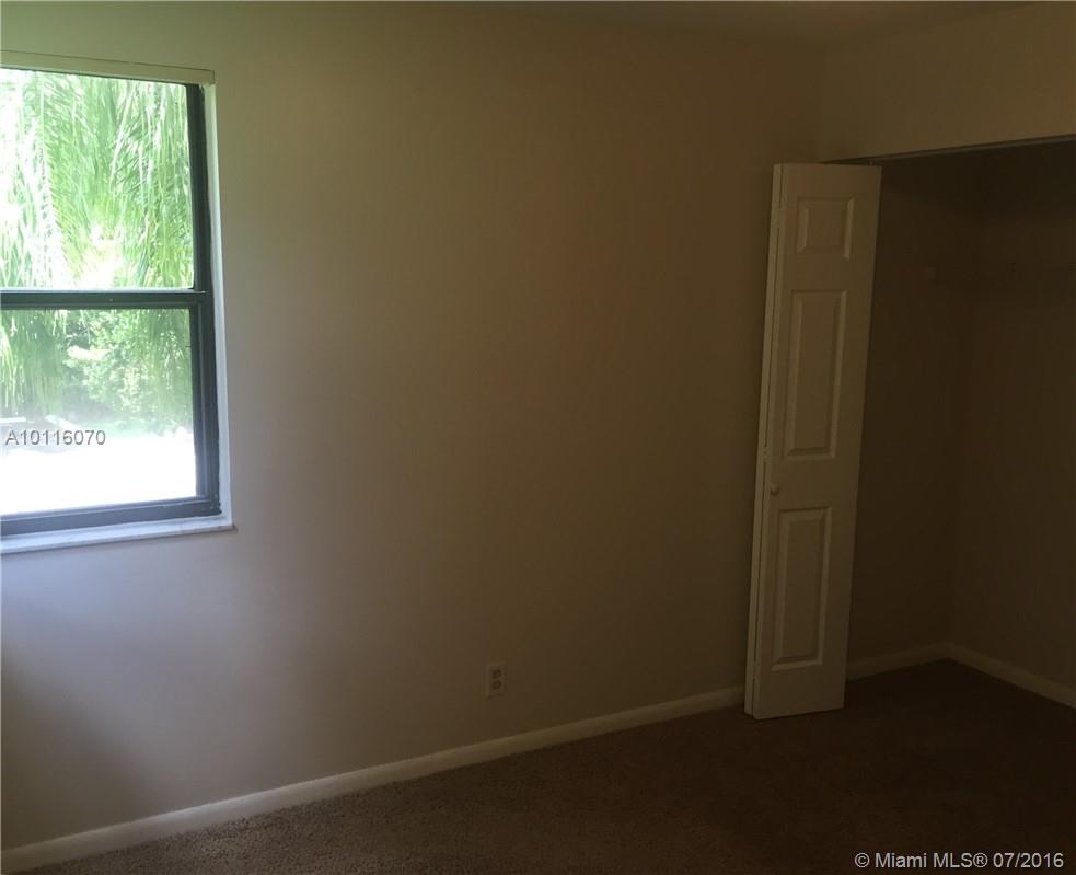 GRAND MARQUIS - Residential Lease