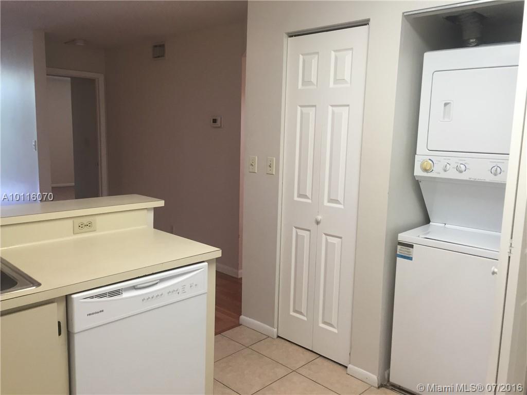 GRAND MARQUIS - Residential Lease