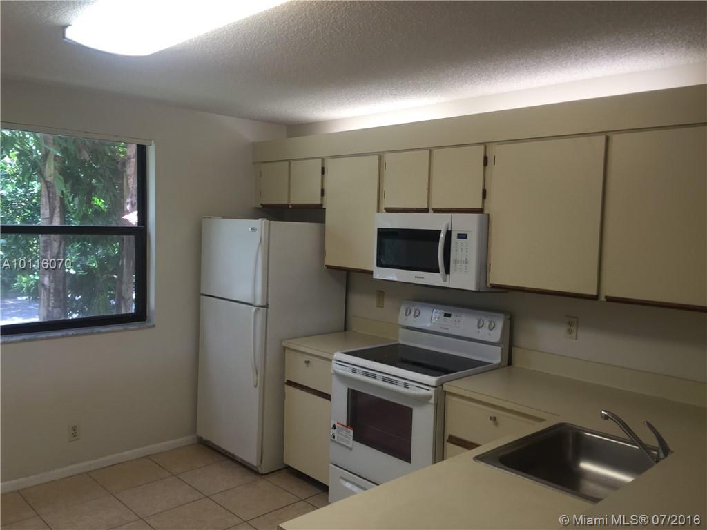 GRAND MARQUIS - Residential Lease