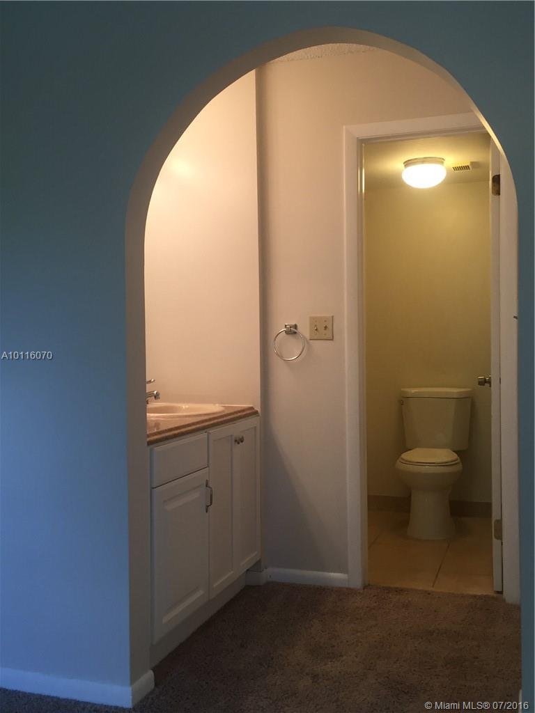 GRAND MARQUIS - Residential Lease