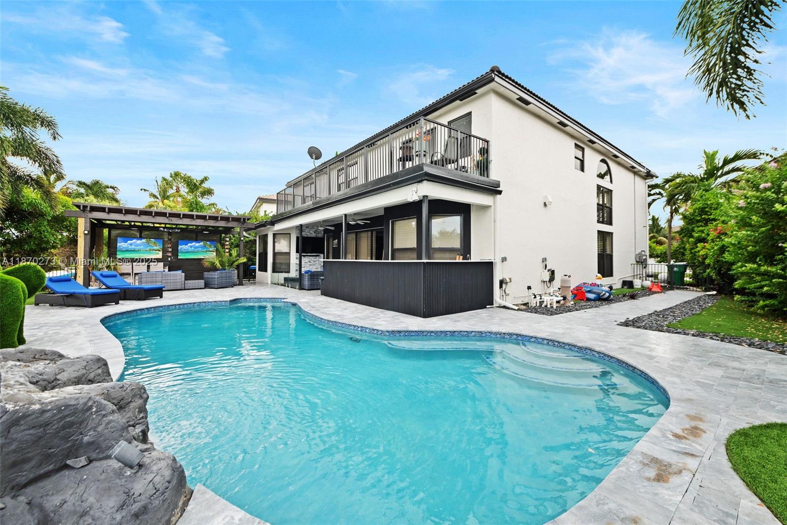 SILVER LAKES PHASE III RE - Residential