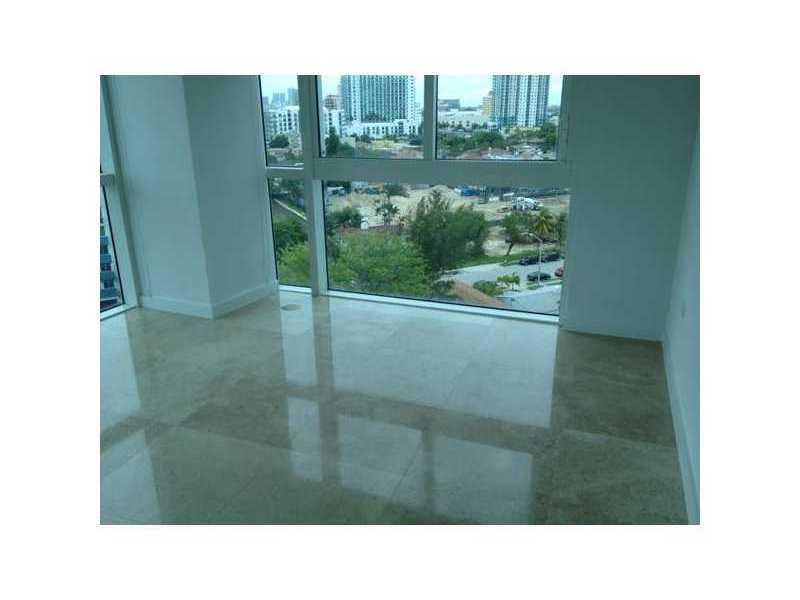 PLATINUM CONCOMINIUM - Residential Lease