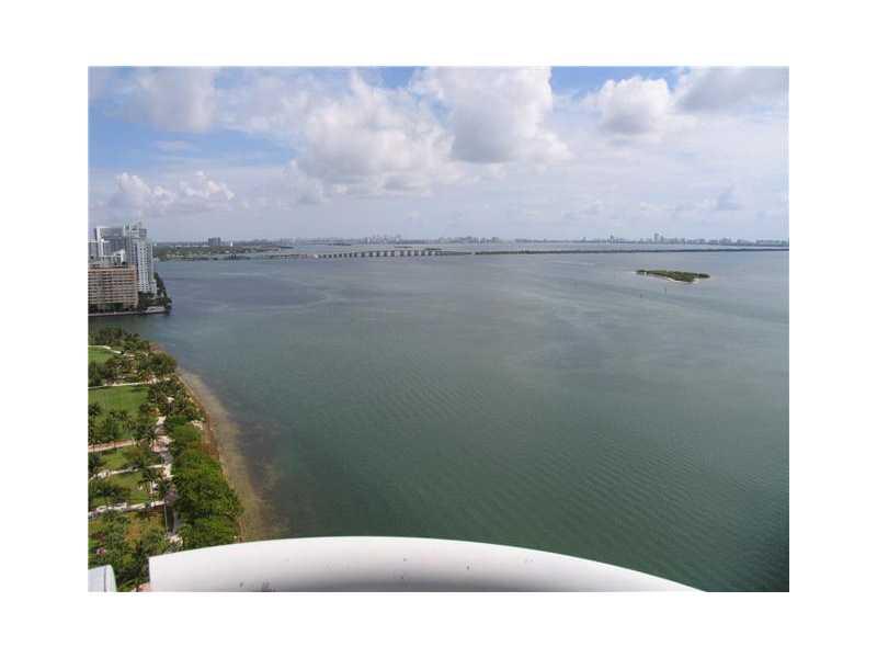 PLATINUM CONCOMINIUM - Residential Lease