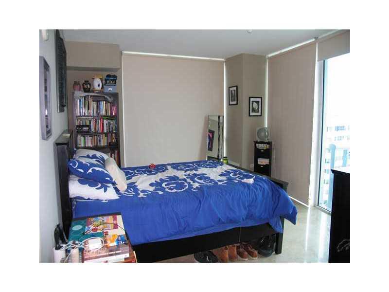 PLATINUM CONCOMINIUM - Residential Lease