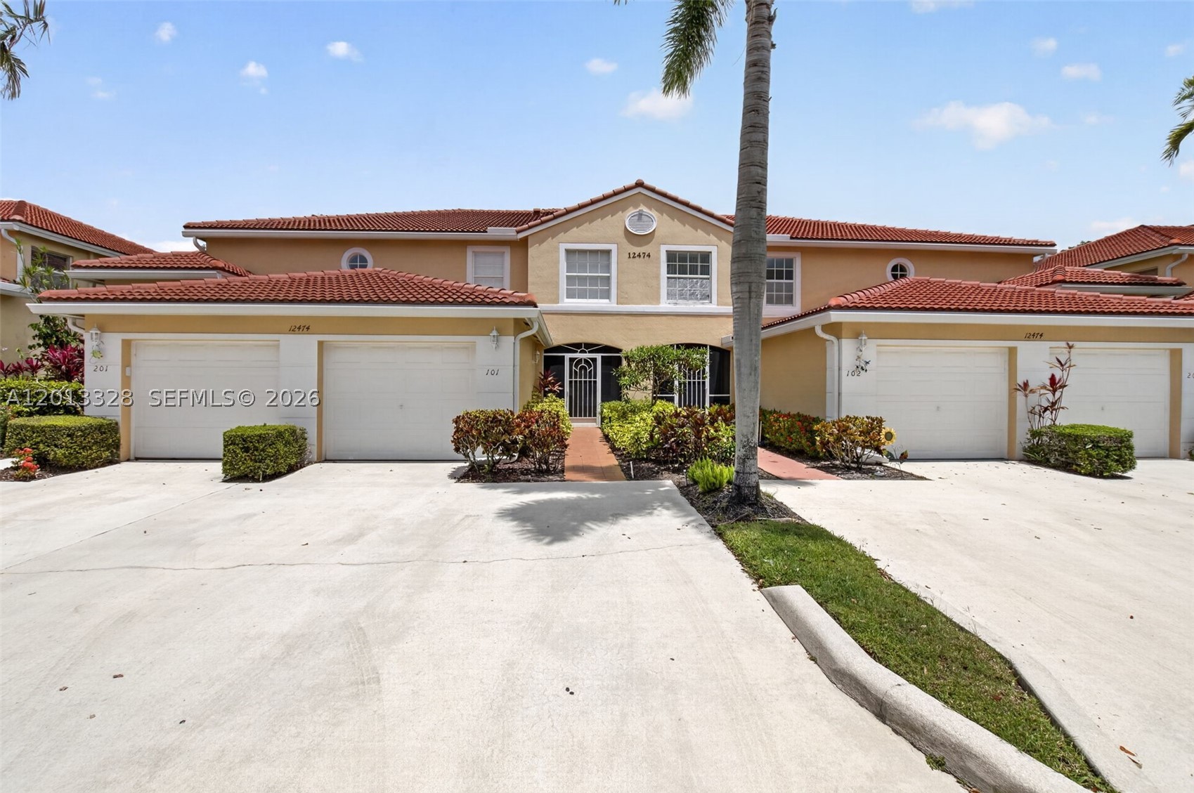 12474 Crystal Pointe Dr 101