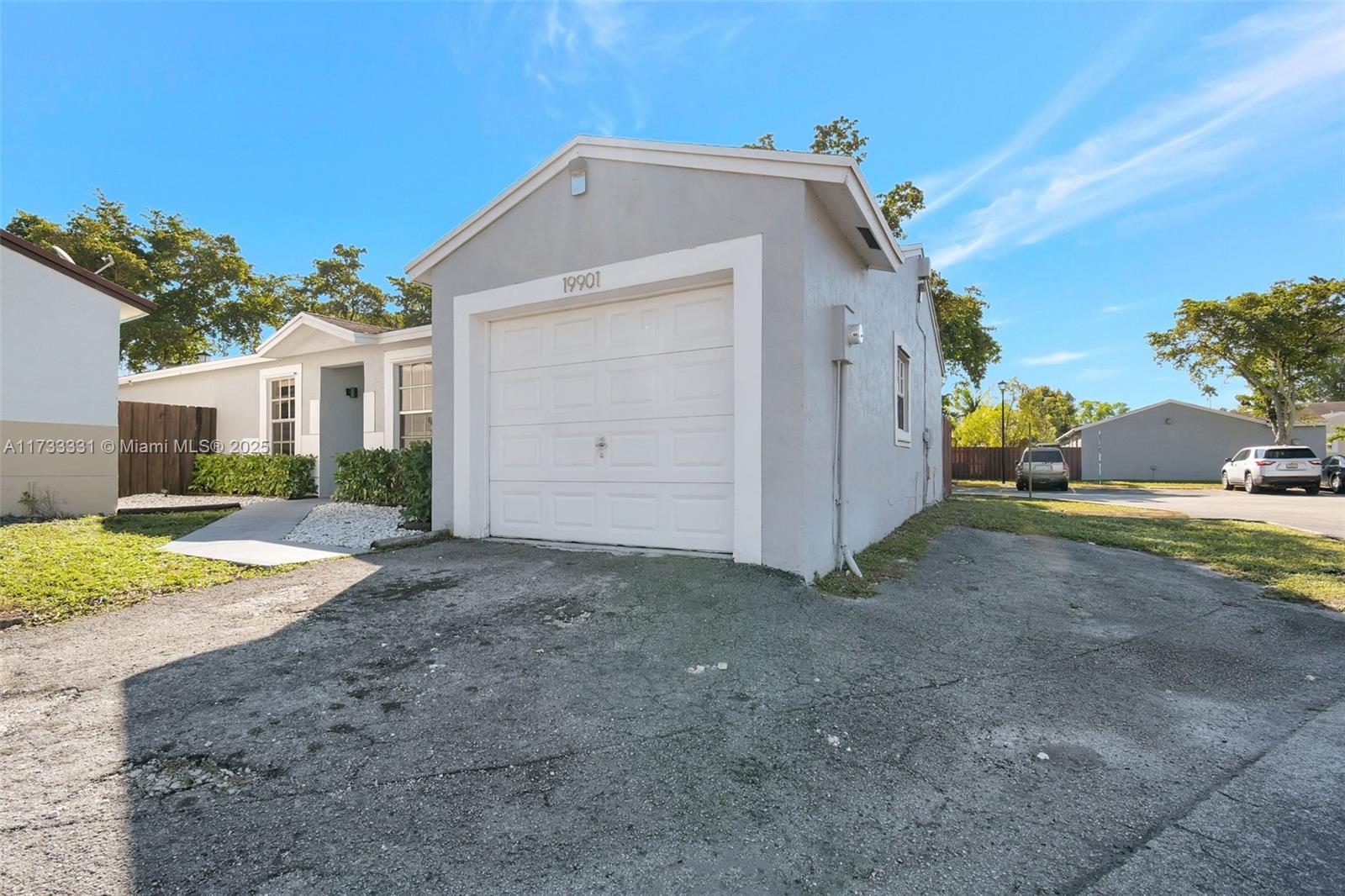 19901 Nw 67th Cir Ct, Hialeah, Miami-Dade County, Florida - 4 Bedrooms  
2 Bathrooms - 