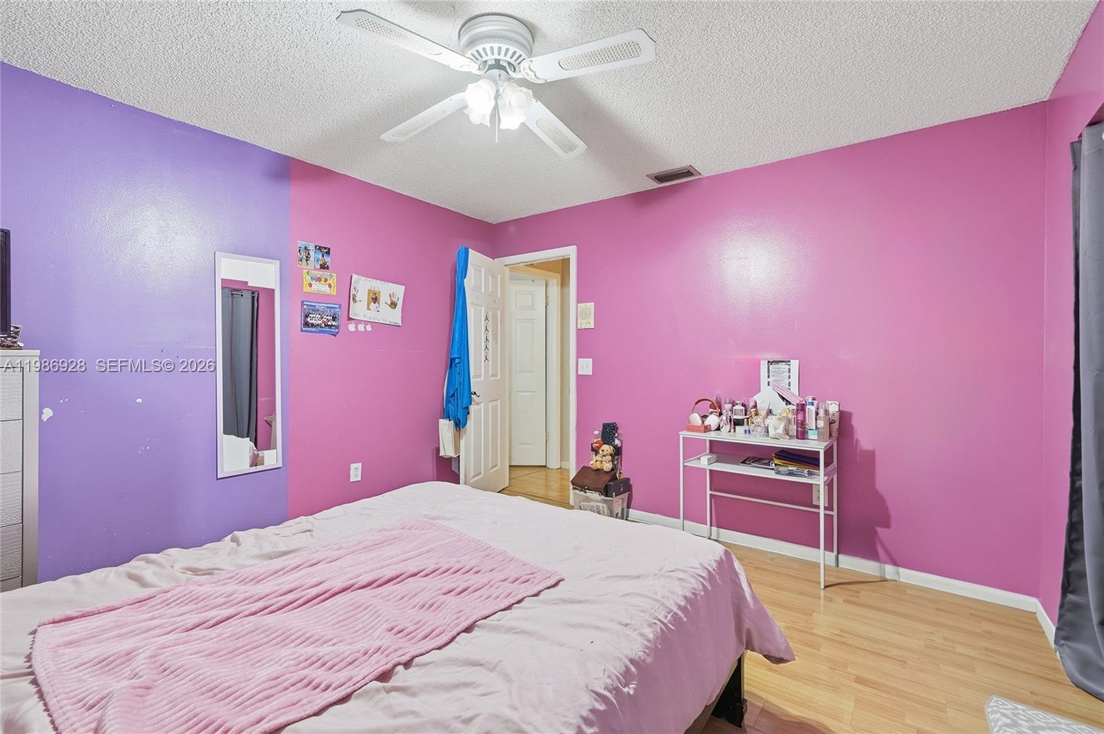 LAKESIDE SOUTH - Residential