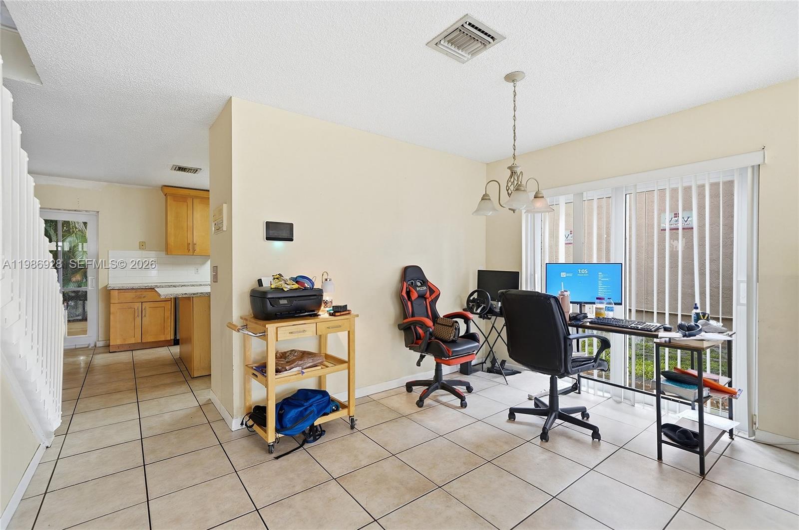 LAKESIDE SOUTH - Residential