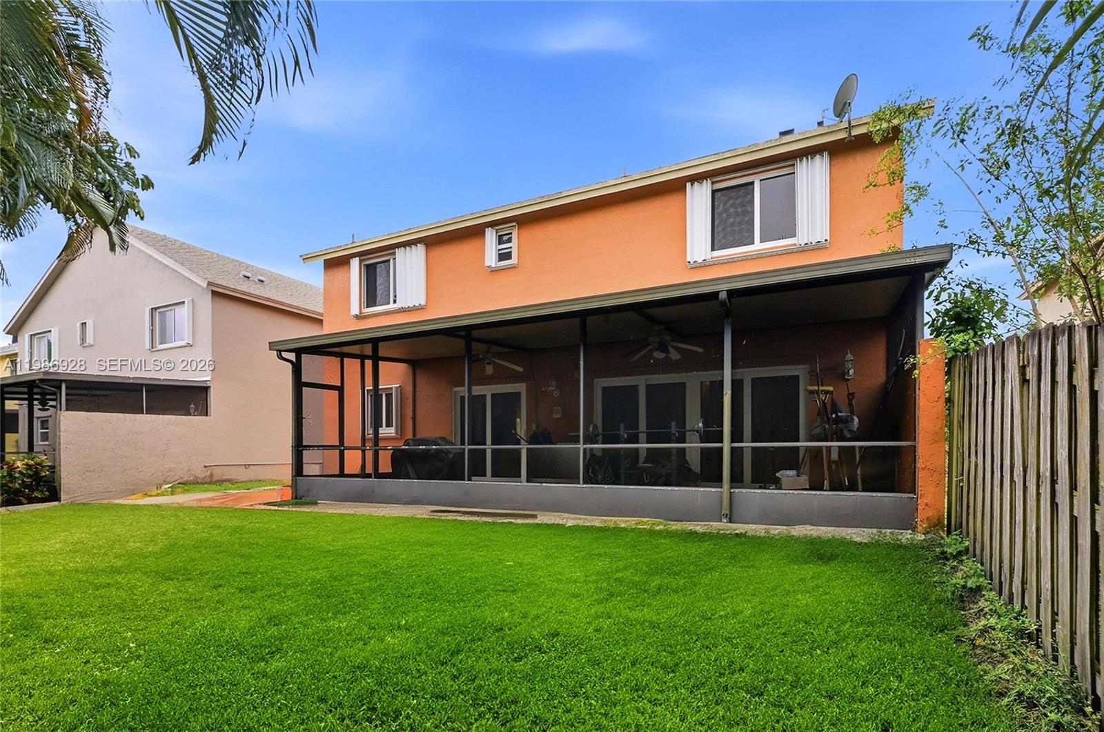 LAKESIDE SOUTH - Residential