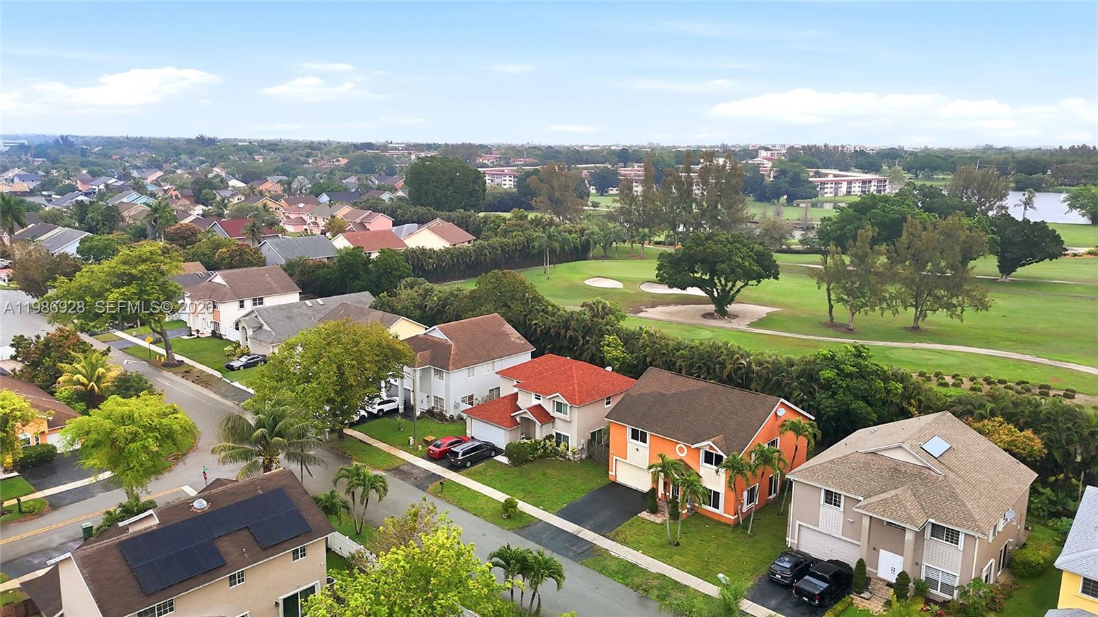 LAKESIDE SOUTH - Residential