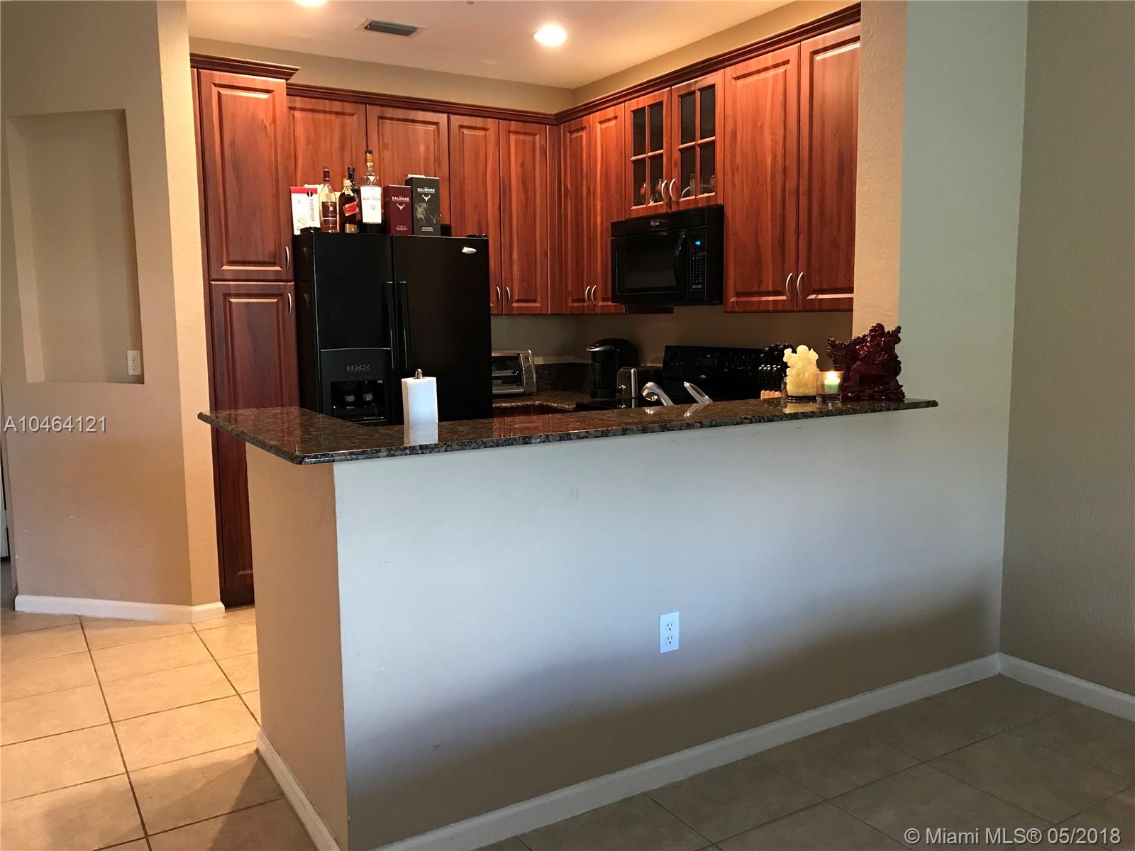 CALABRIA CONDO PH 9 - Residential