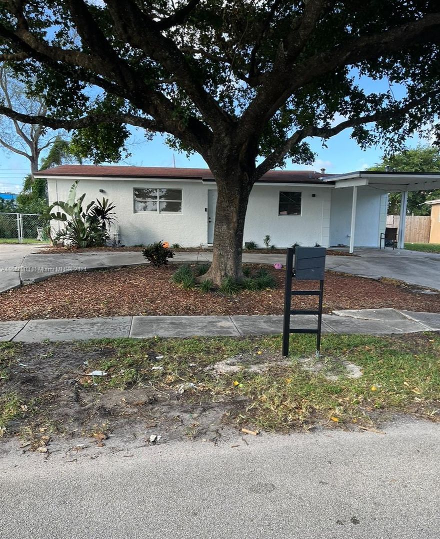 The home is a 4 Bedroom with another room that can be used as an office or a small room. Washer and dryer are in unit. Yard is large for a boat or trailer if needed. Pets are allowed with a non refundable pet deposit. Currently the home is being remodeled but it can still be shown. Do not pass on this large home for a large family.