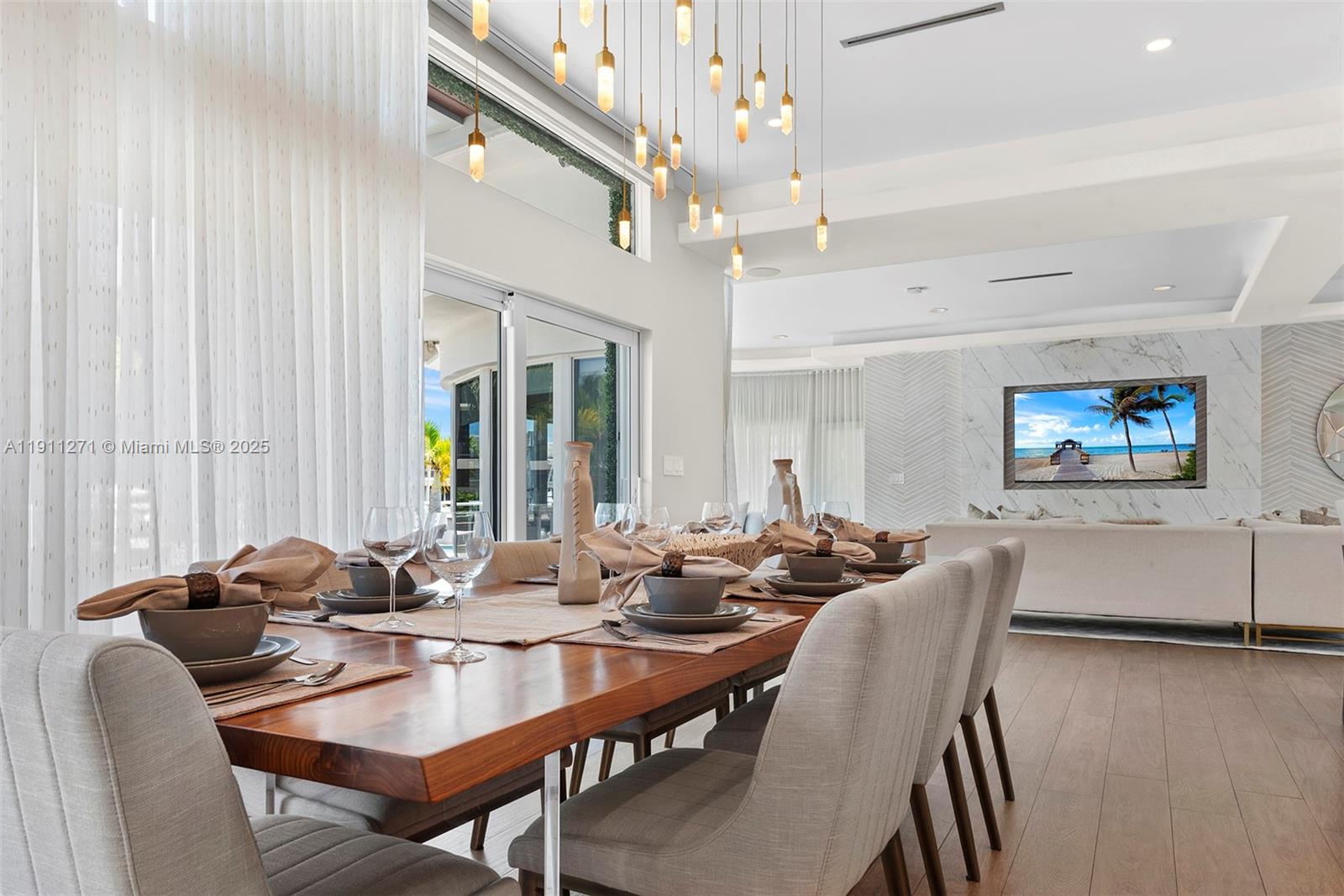 BEACH WAY HEIGHTS UNIT - Residential