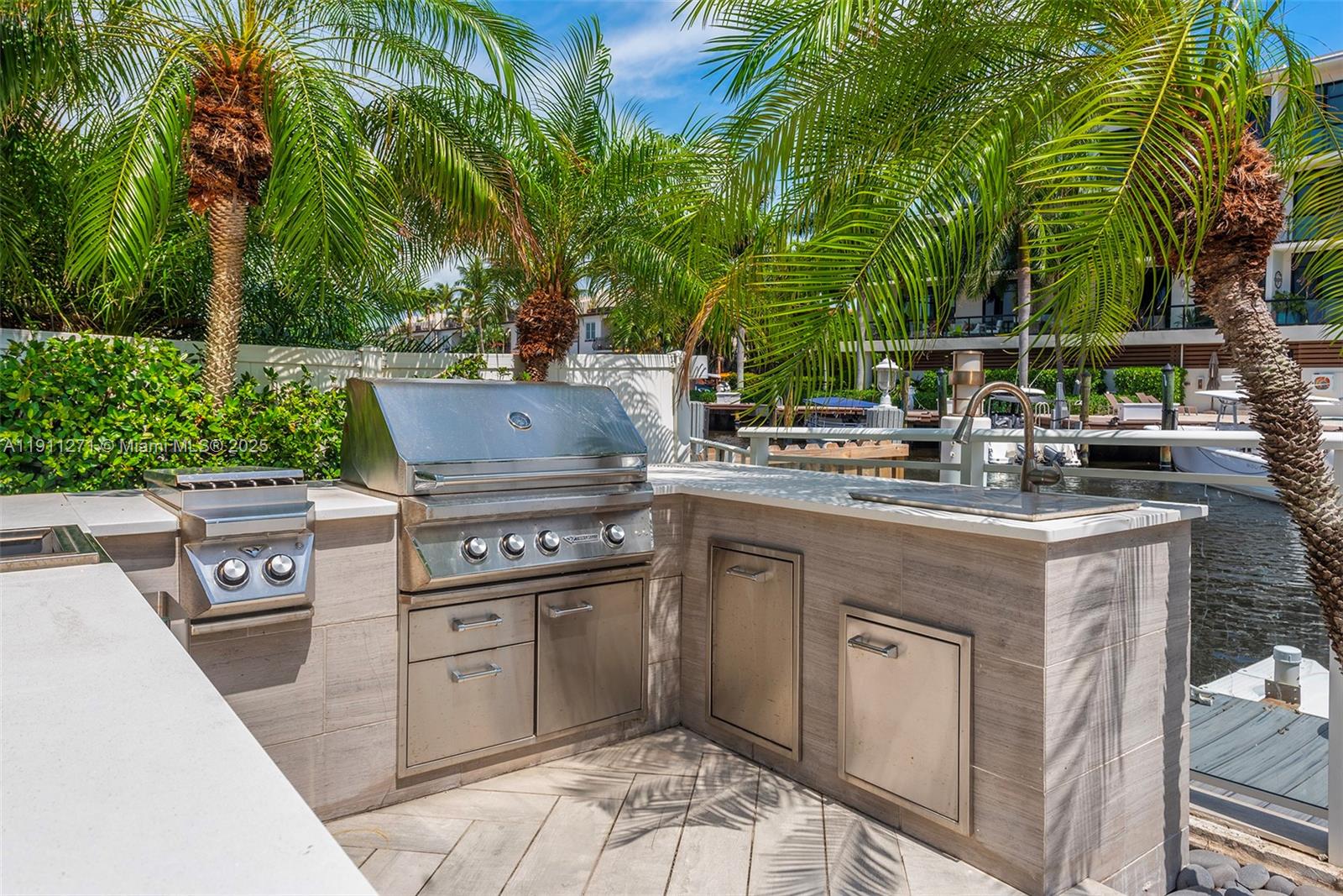 BEACH WAY HEIGHTS UNIT - Residential