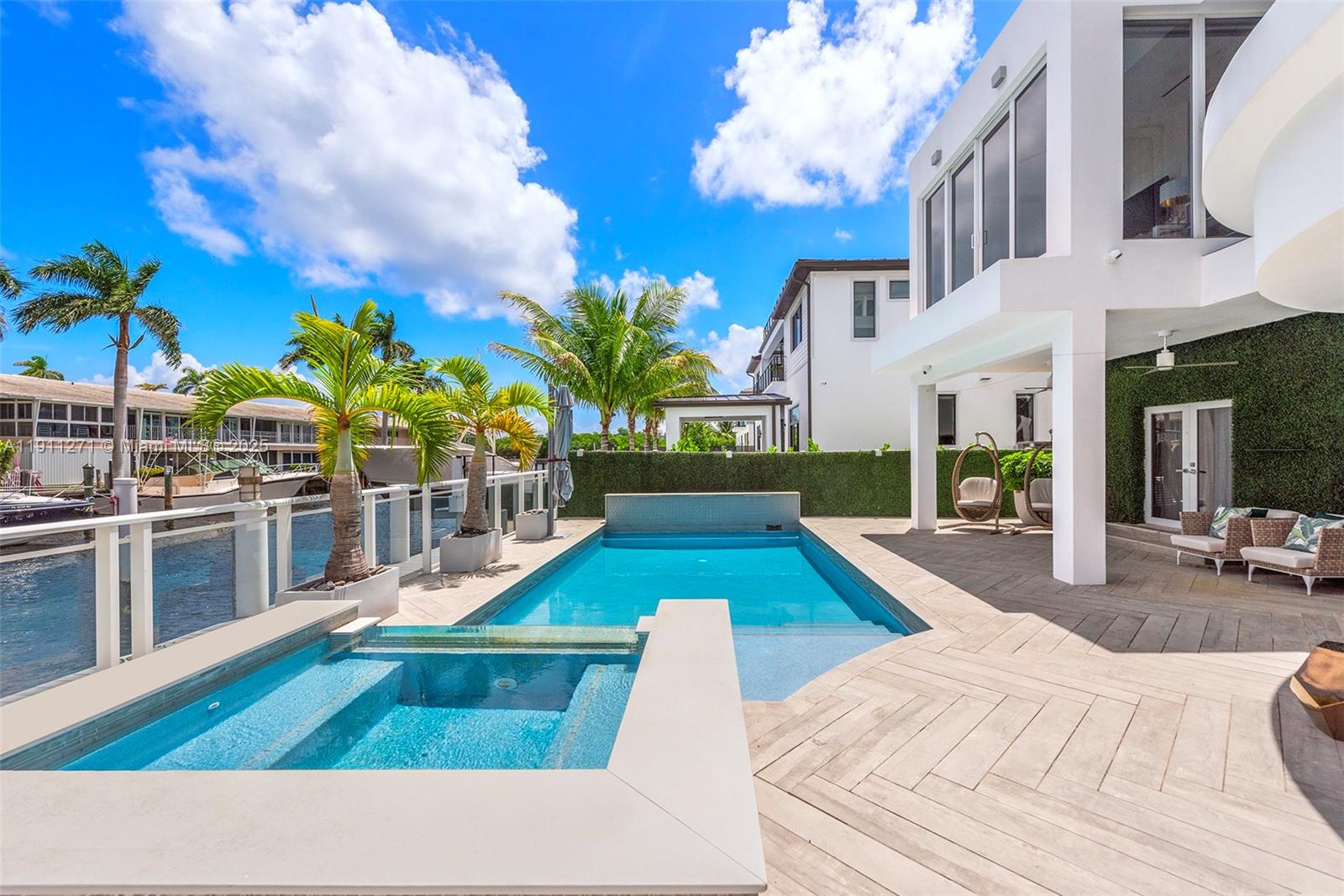 BEACH WAY HEIGHTS UNIT - Residential