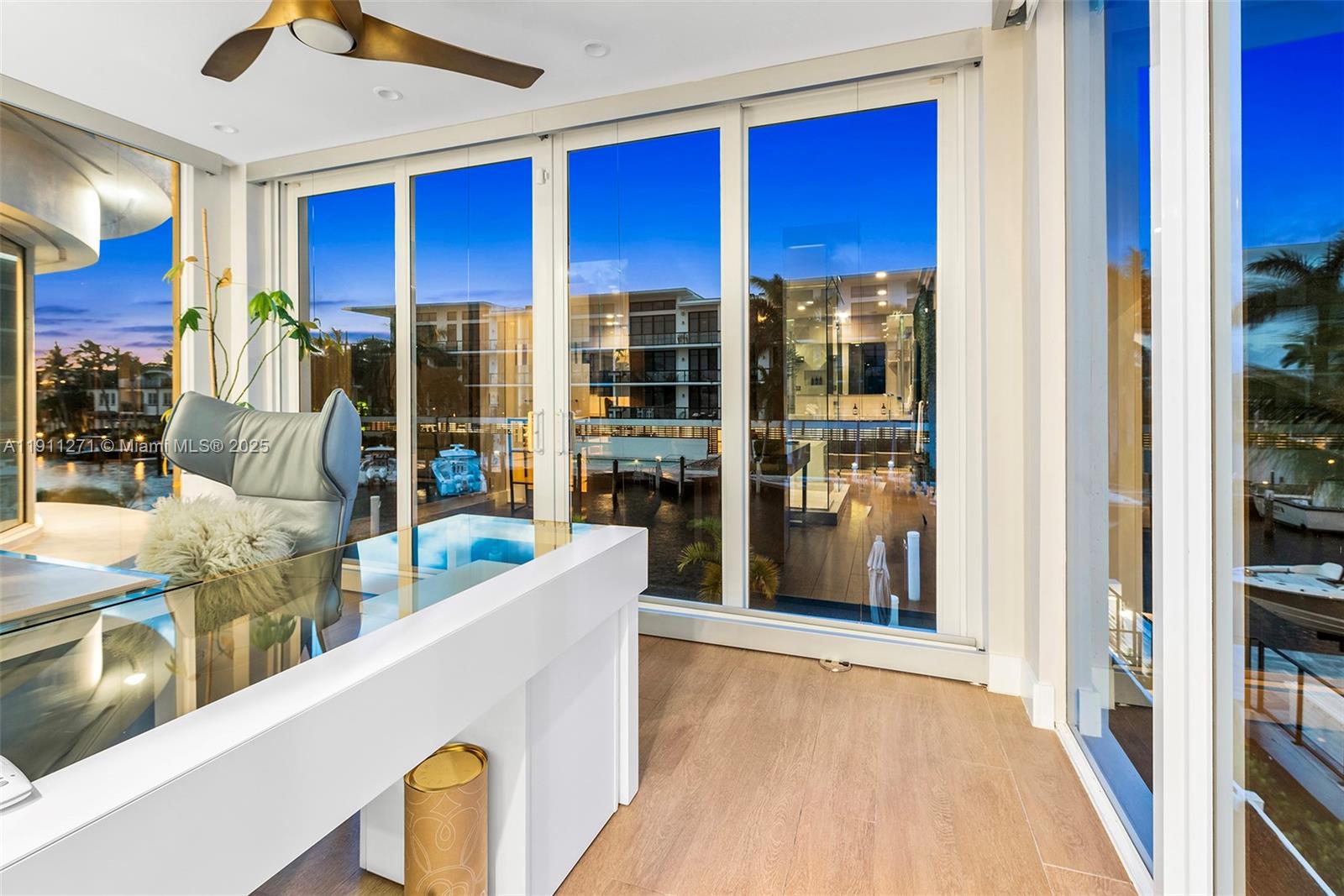 BEACH WAY HEIGHTS UNIT - Residential