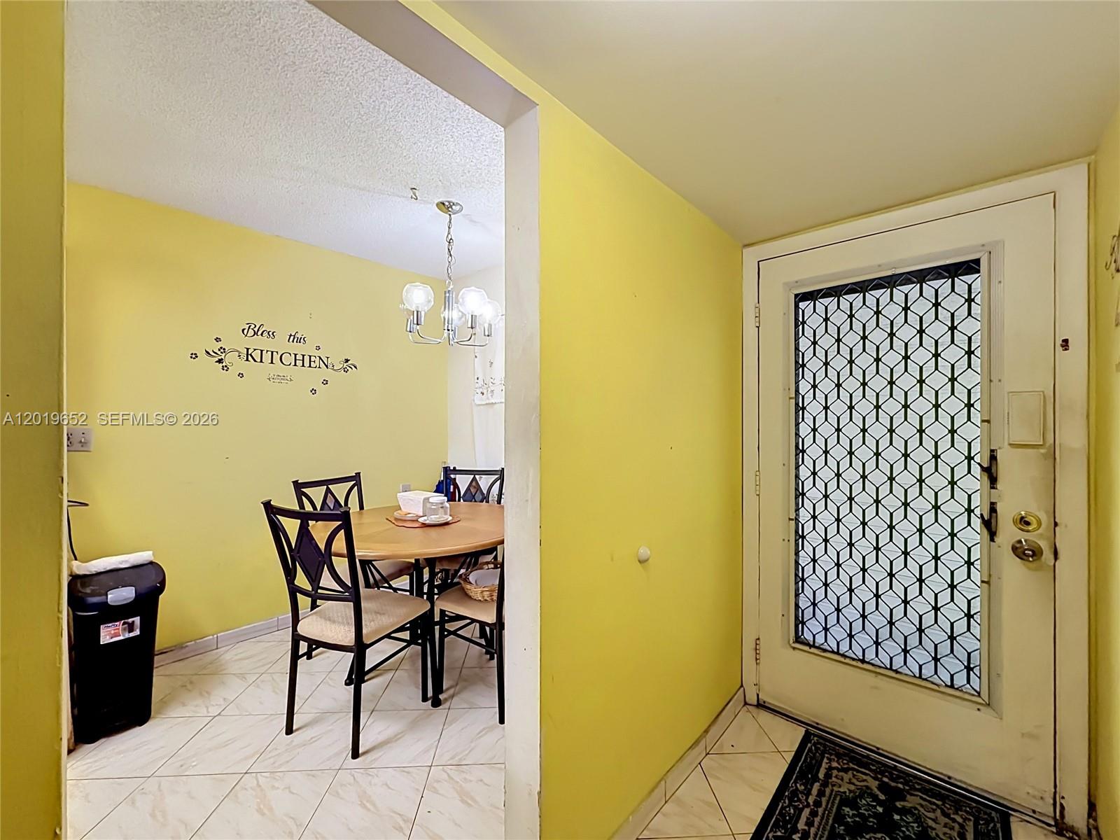 CYPRESS CHASE CONDO NO 5 - Residential
