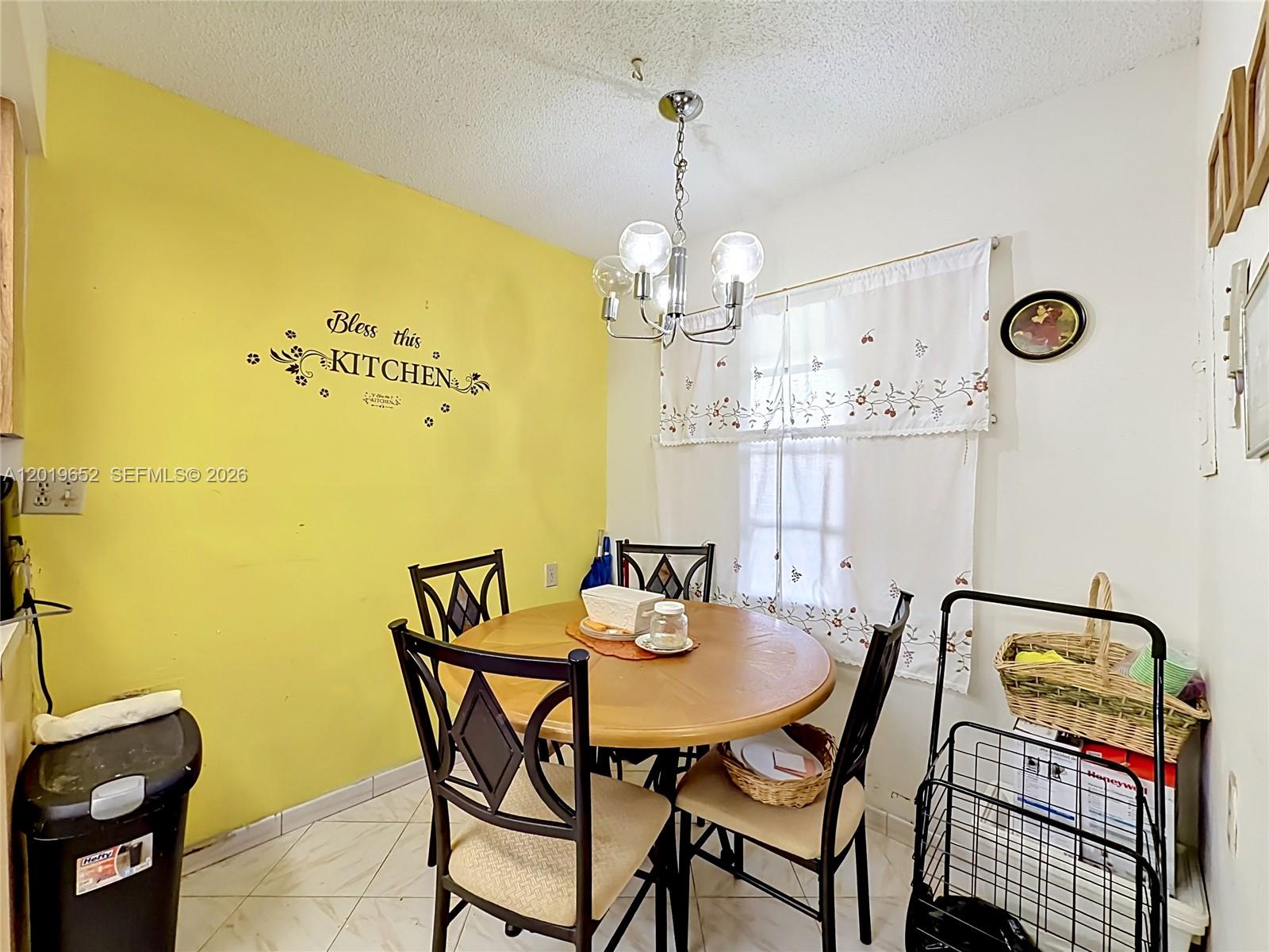 CYPRESS CHASE CONDO NO 5 - Residential