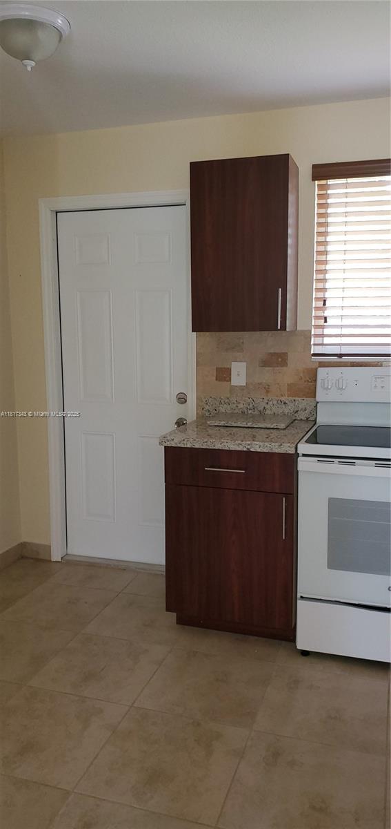 Rental Property at 1740 Ne 148th St 01, Miami, Broward County, Florida - Bedrooms: 2 
Bathrooms: 2  - $2,500 MO.