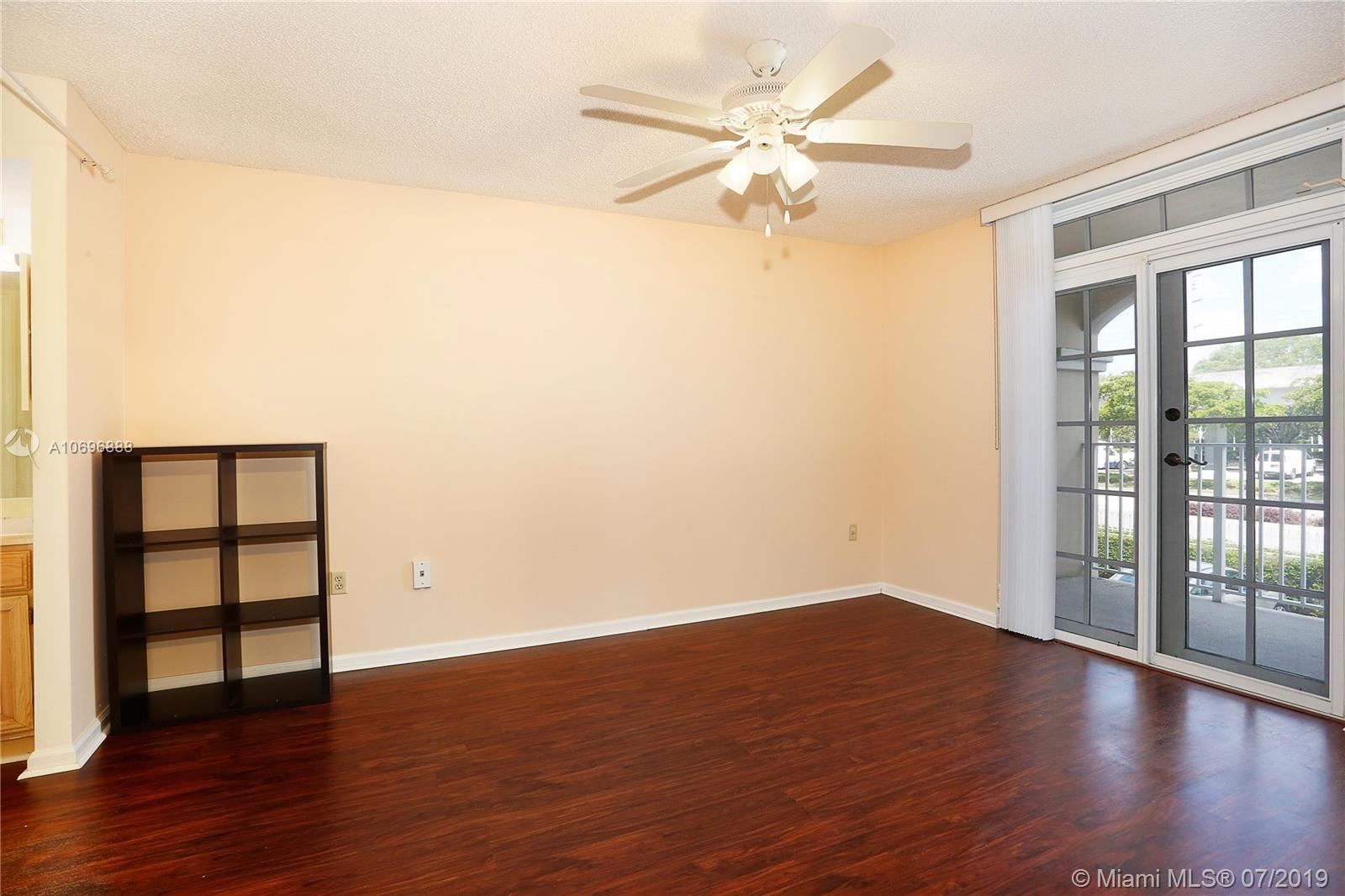 UNIVERSITY INN CONDO - Residential