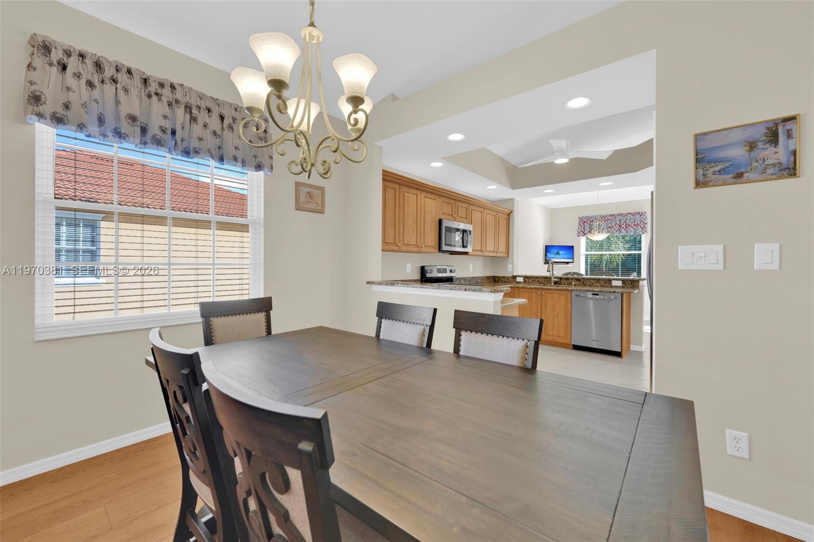 EAGLE RIDGE LAKES - Residential