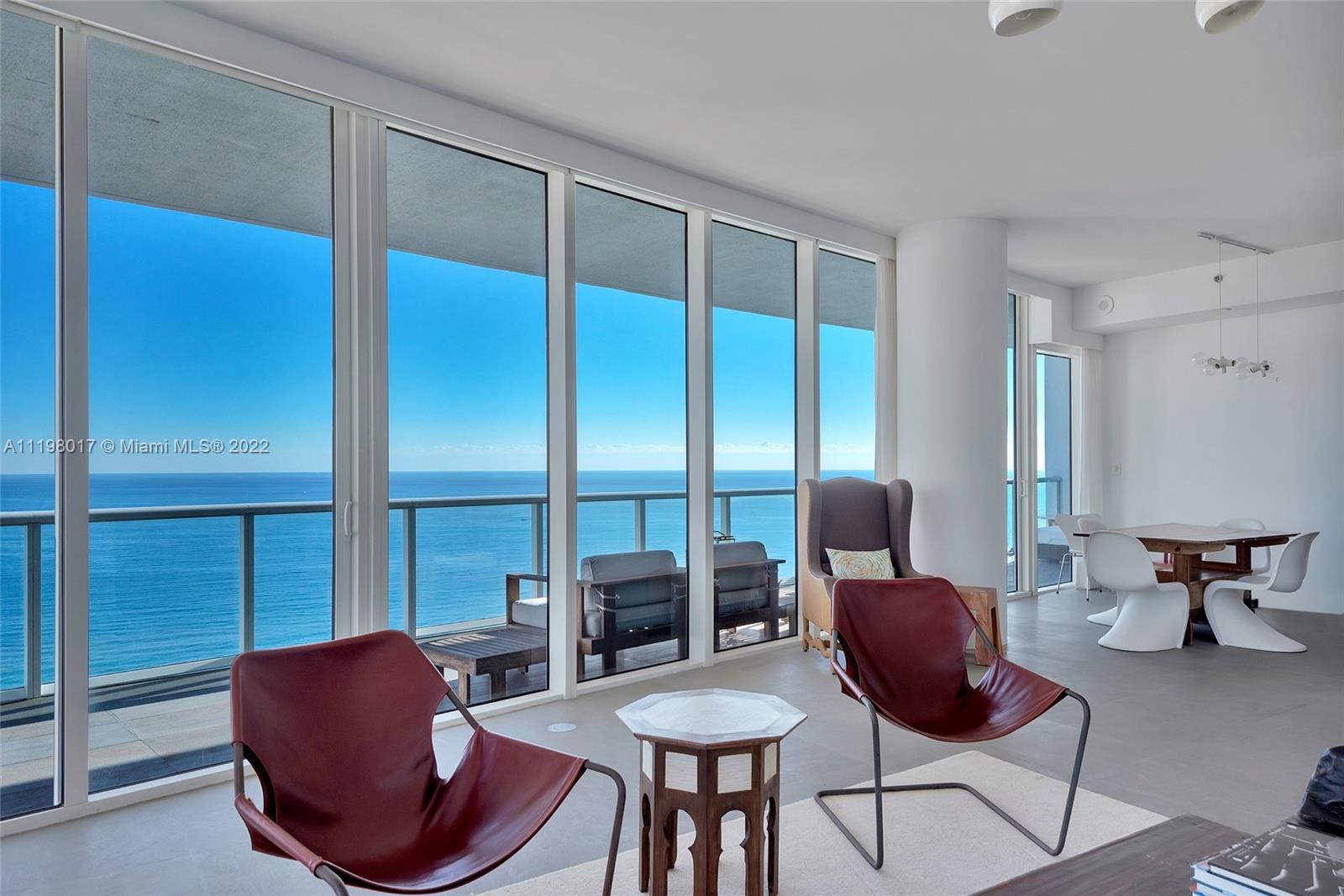 CONTINUUM ON SOUTH BEACH - Residential