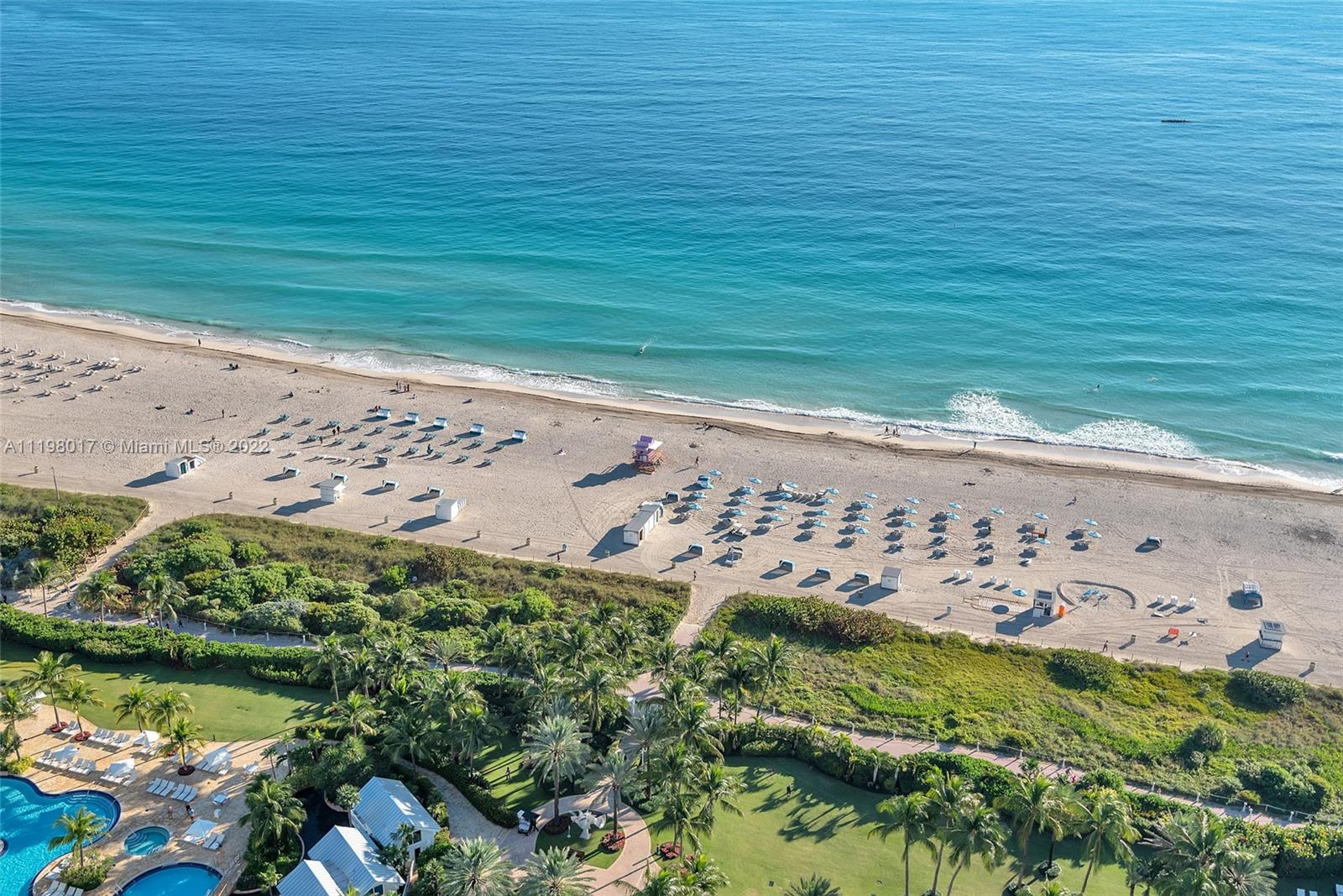 CONTINUUM ON SOUTH BEACH - Residential