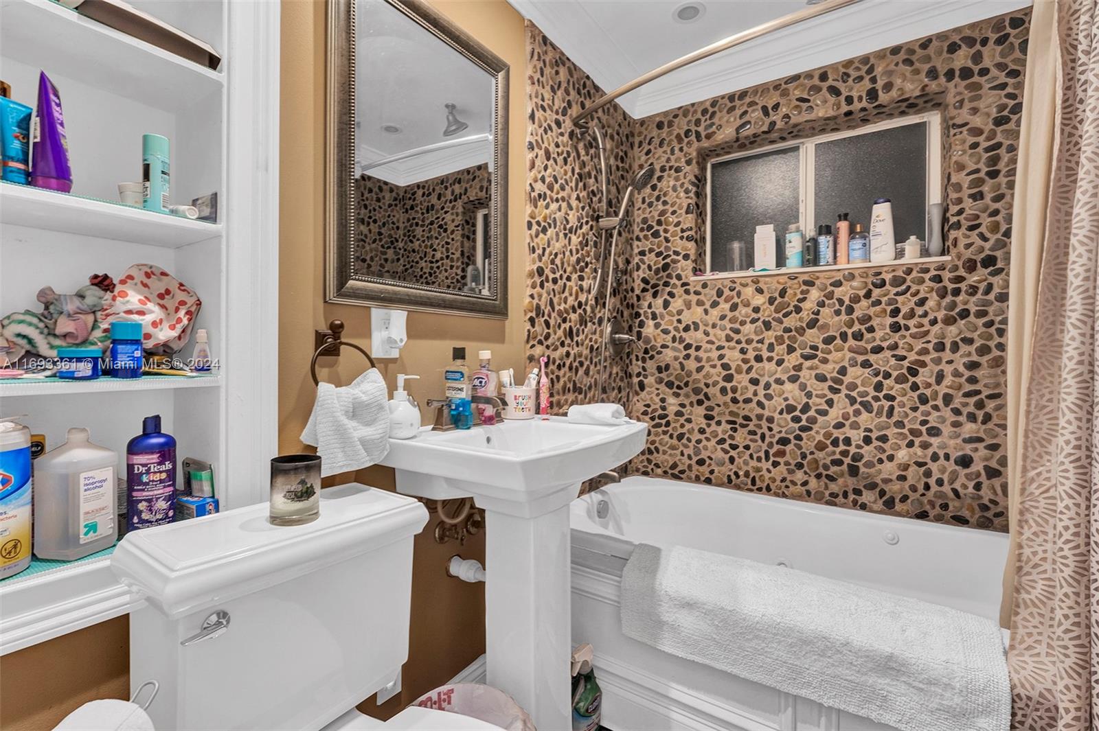 CORAL RIDGE GALT ADD NO 1 - Residential Income