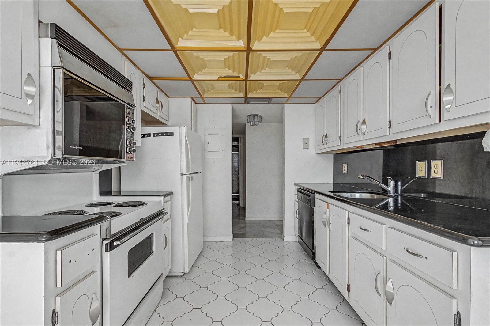 PRINCE GEORGE ARMS CONDO - Residential