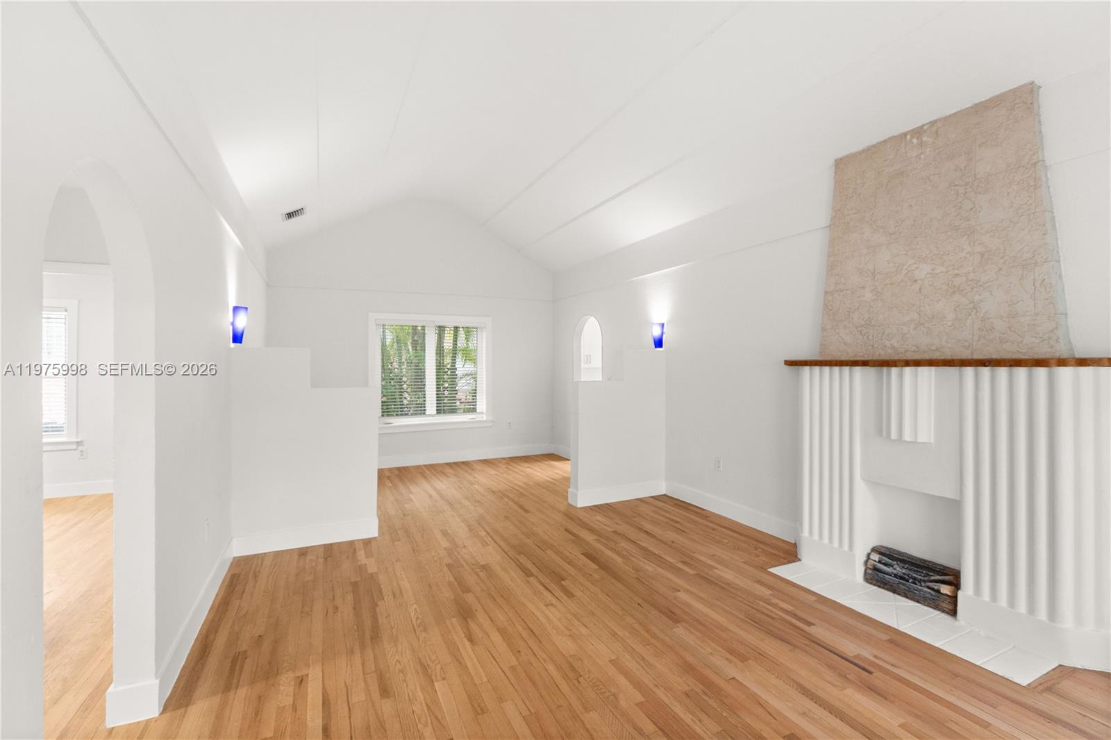 CORAL GABLES GRANADA SEC - Residential Lease