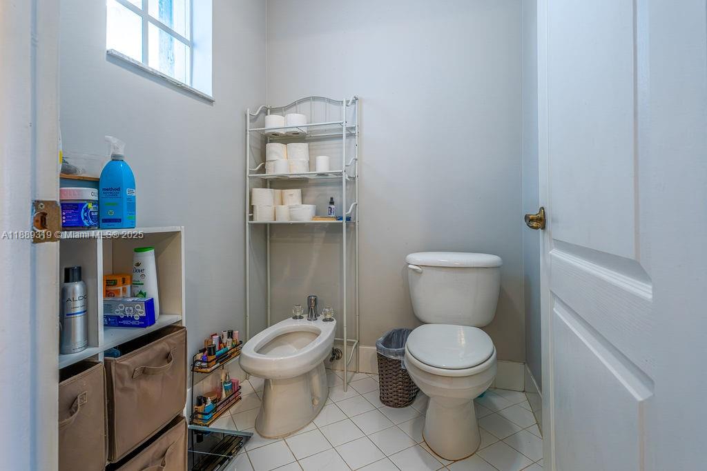 DORAL ISLES CARIBBEAN - Residential