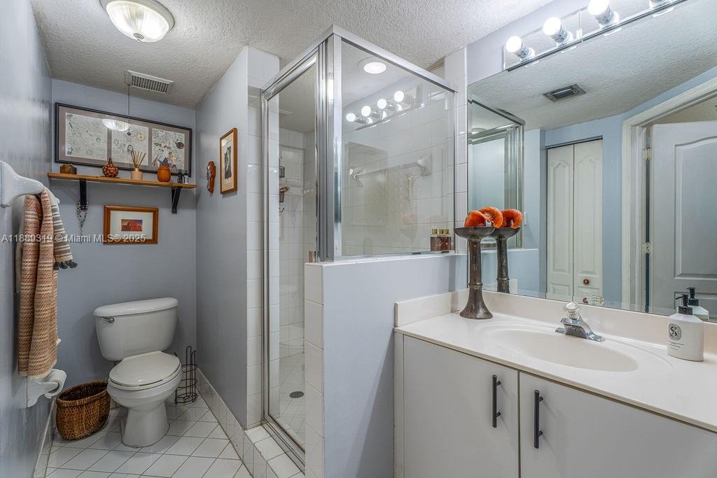DORAL ISLES CARIBBEAN - Residential