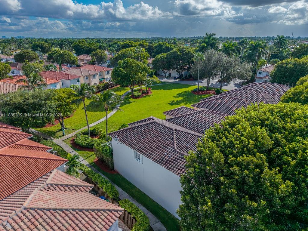 DORAL ISLES CARIBBEAN - Residential