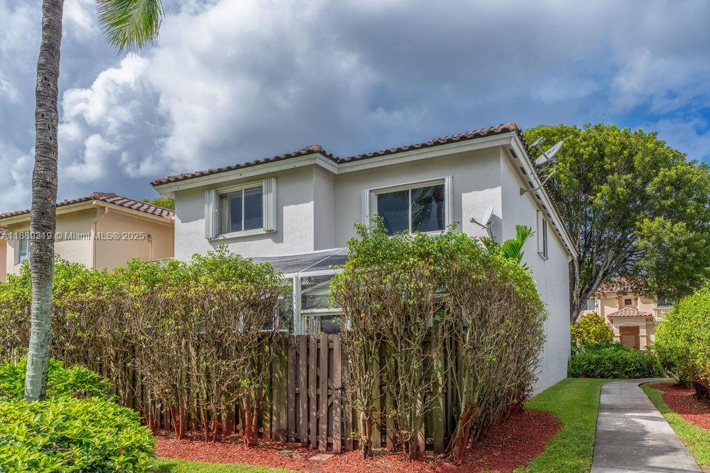 DORAL ISLES CARIBBEAN - Residential