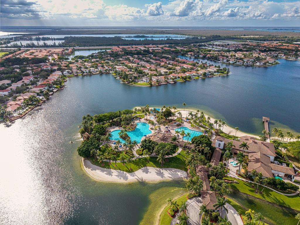 DORAL ISLES CARIBBEAN - Residential