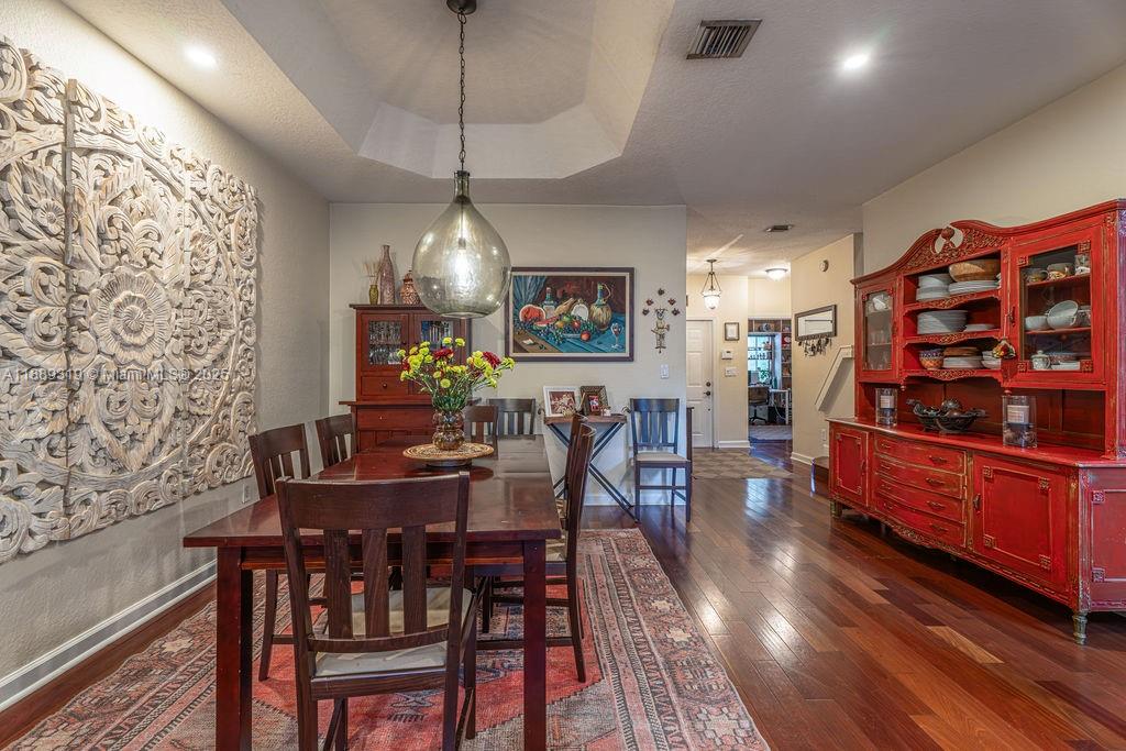 DORAL ISLES CARIBBEAN - Residential
