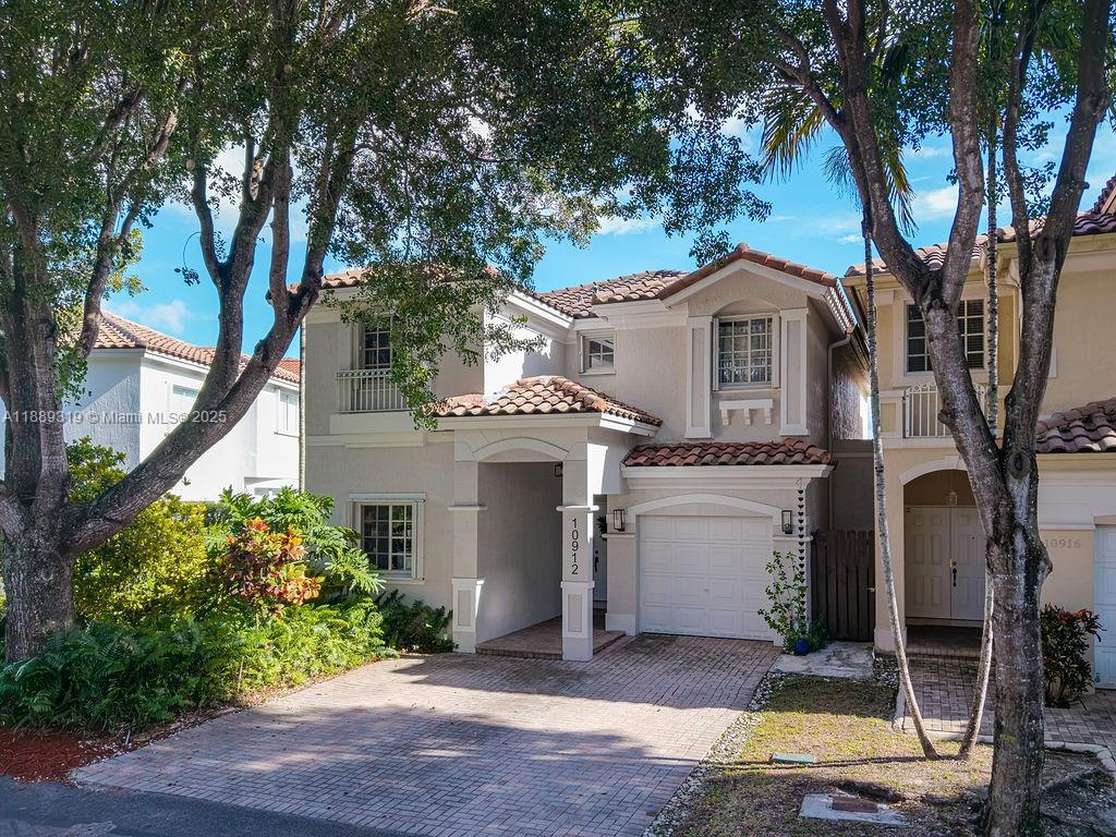 DORAL ISLES CARIBBEAN - Residential