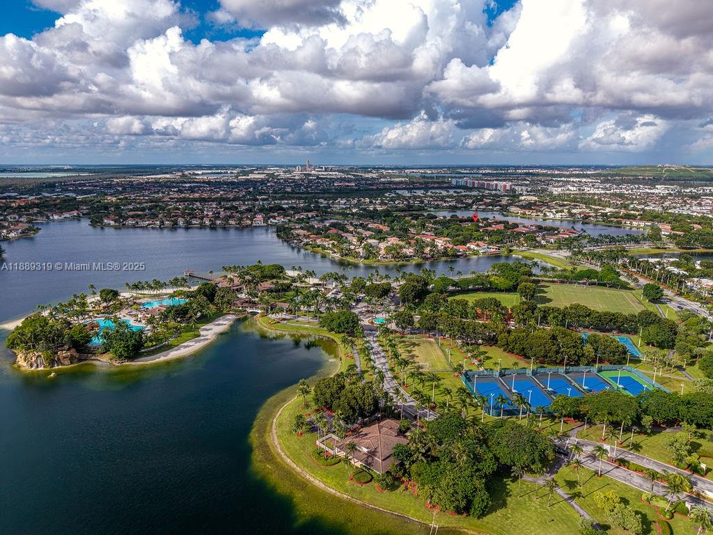 DORAL ISLES CARIBBEAN - Residential