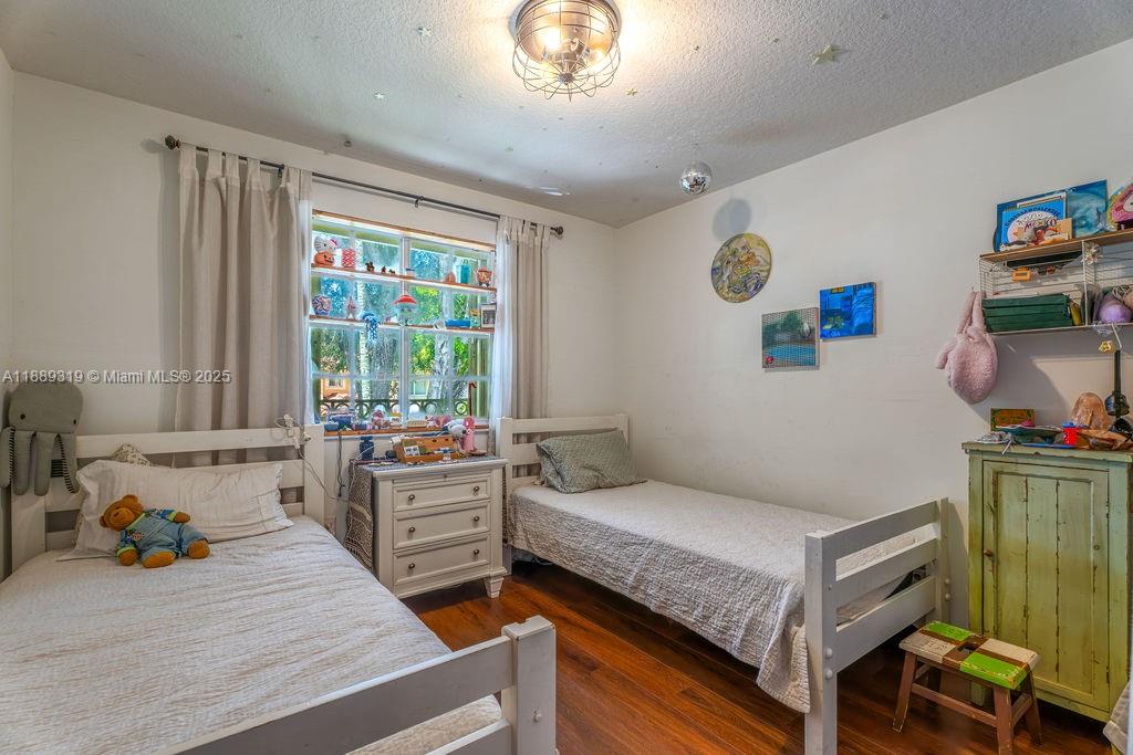 DORAL ISLES CARIBBEAN - Residential