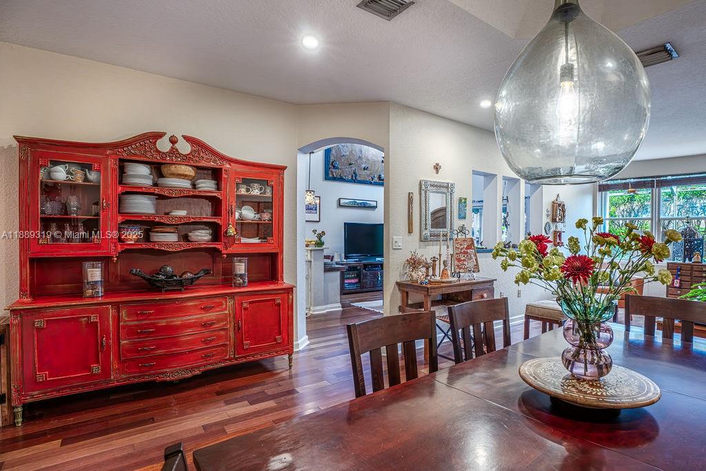 DORAL ISLES CARIBBEAN - Residential