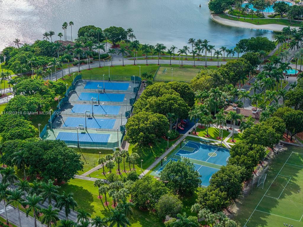 DORAL ISLES CARIBBEAN - Residential