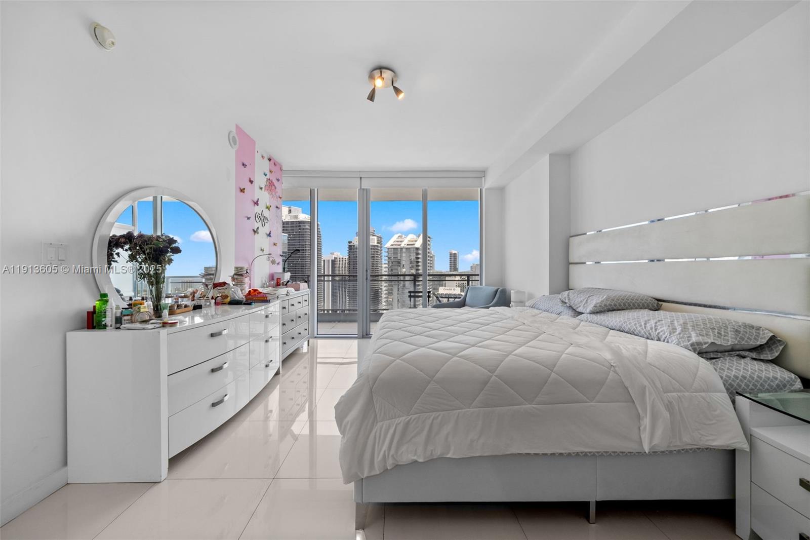 MINT CONDO - Residential Lease