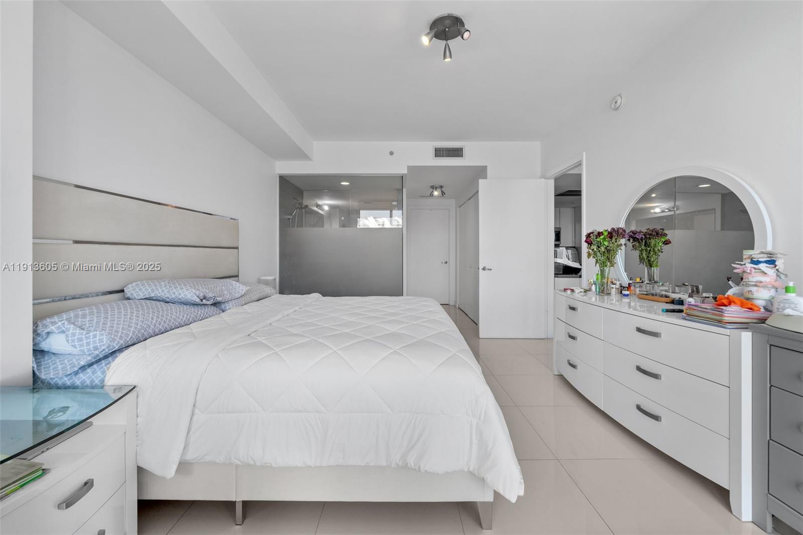 MINT CONDO - Residential Lease