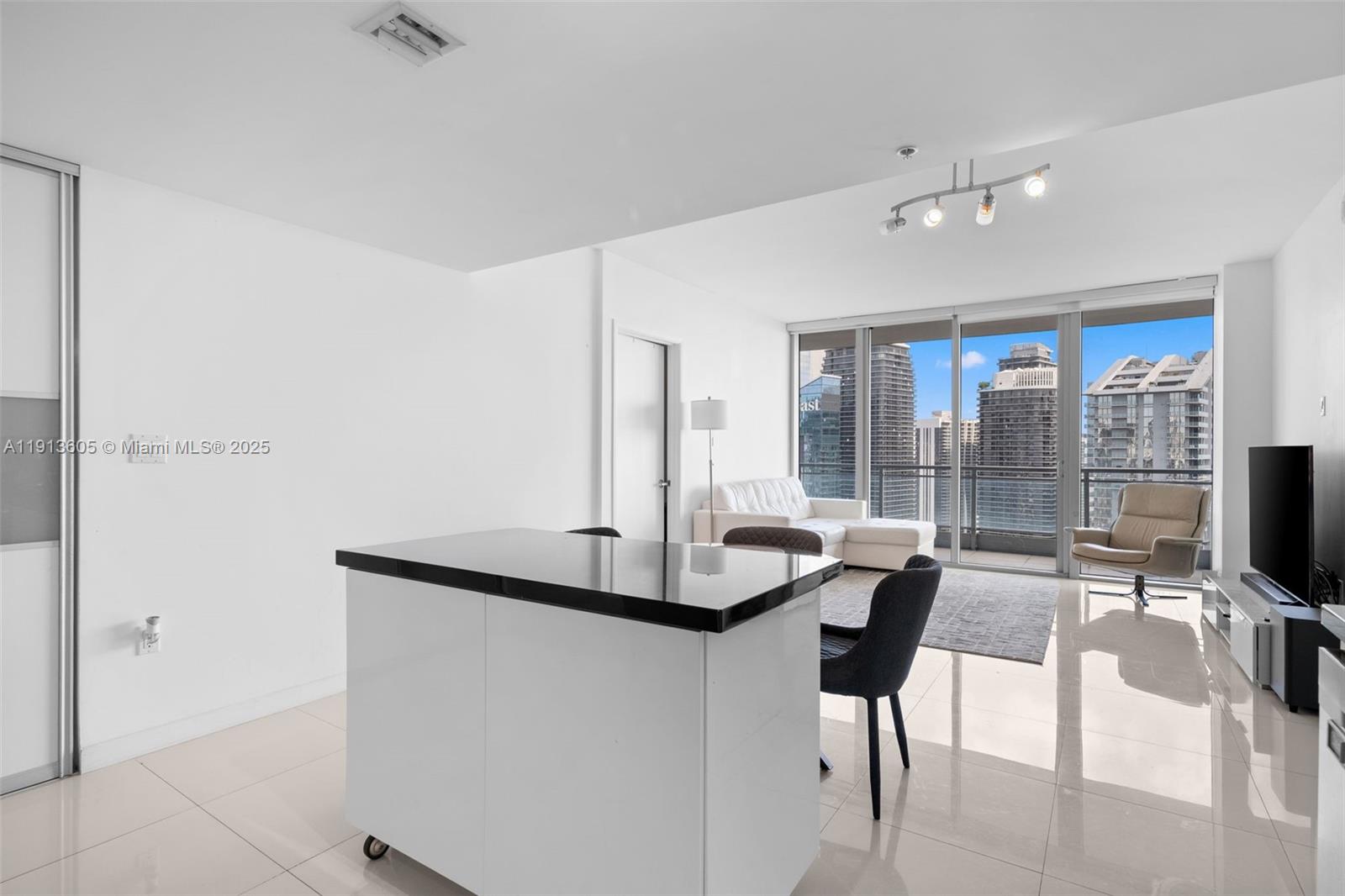 MINT CONDO - Residential Lease