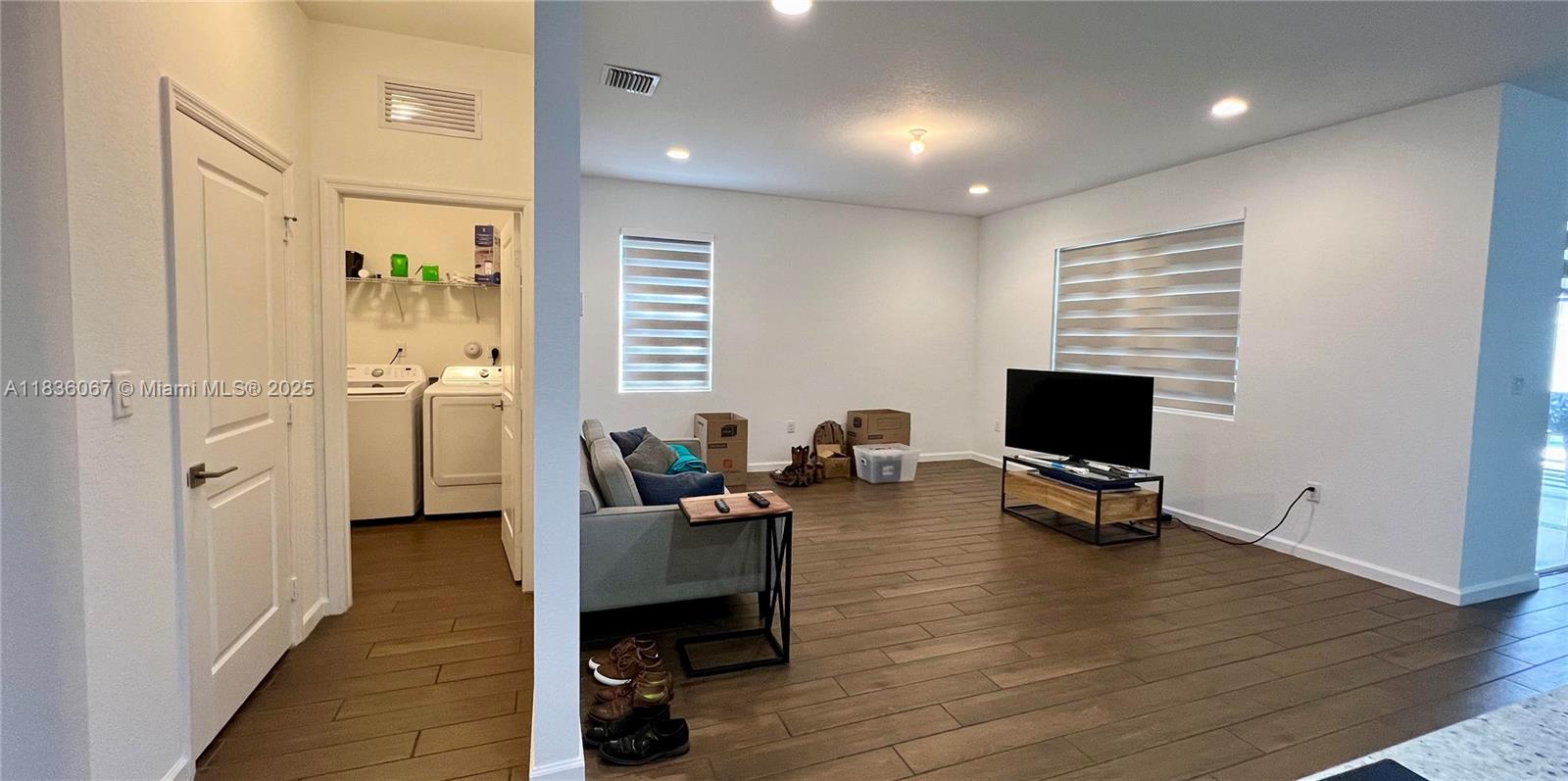 13240 SW 272nd St, Homestead, FL, 33032/$600,000 3 13240 SW 272nd St