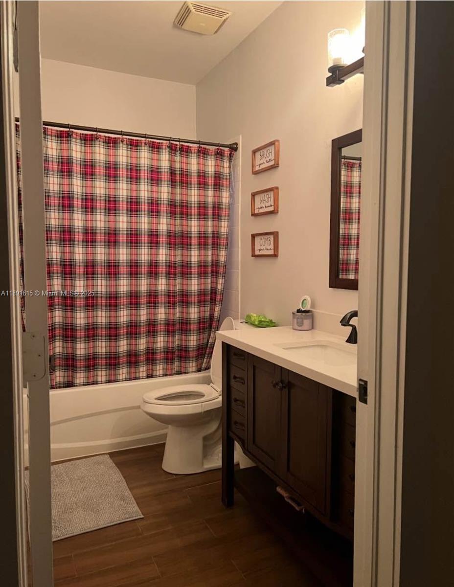 ESTATES AT MENDICINO - Residential Lease
