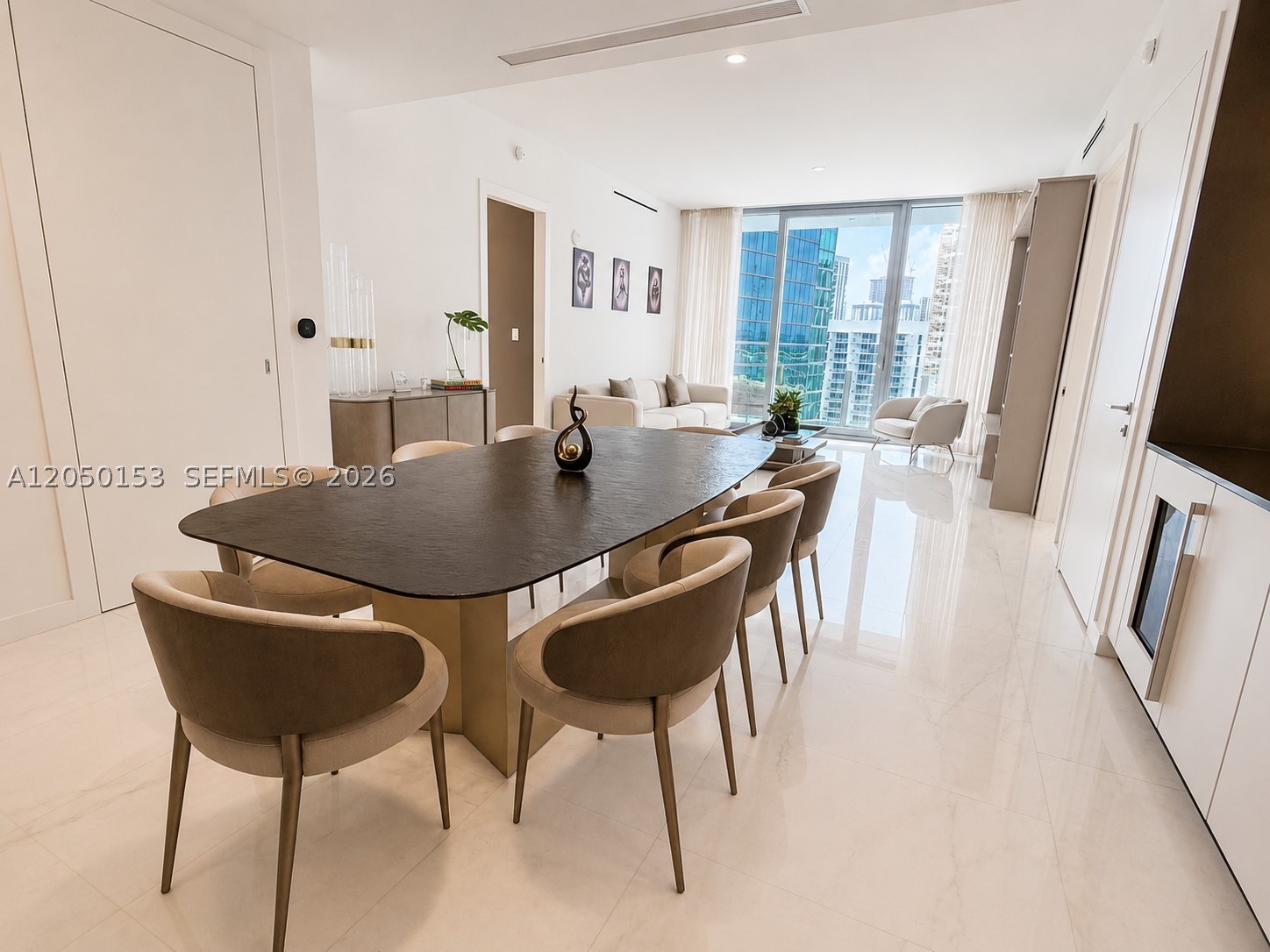 300 Biscayne Boulevard Way 2609W