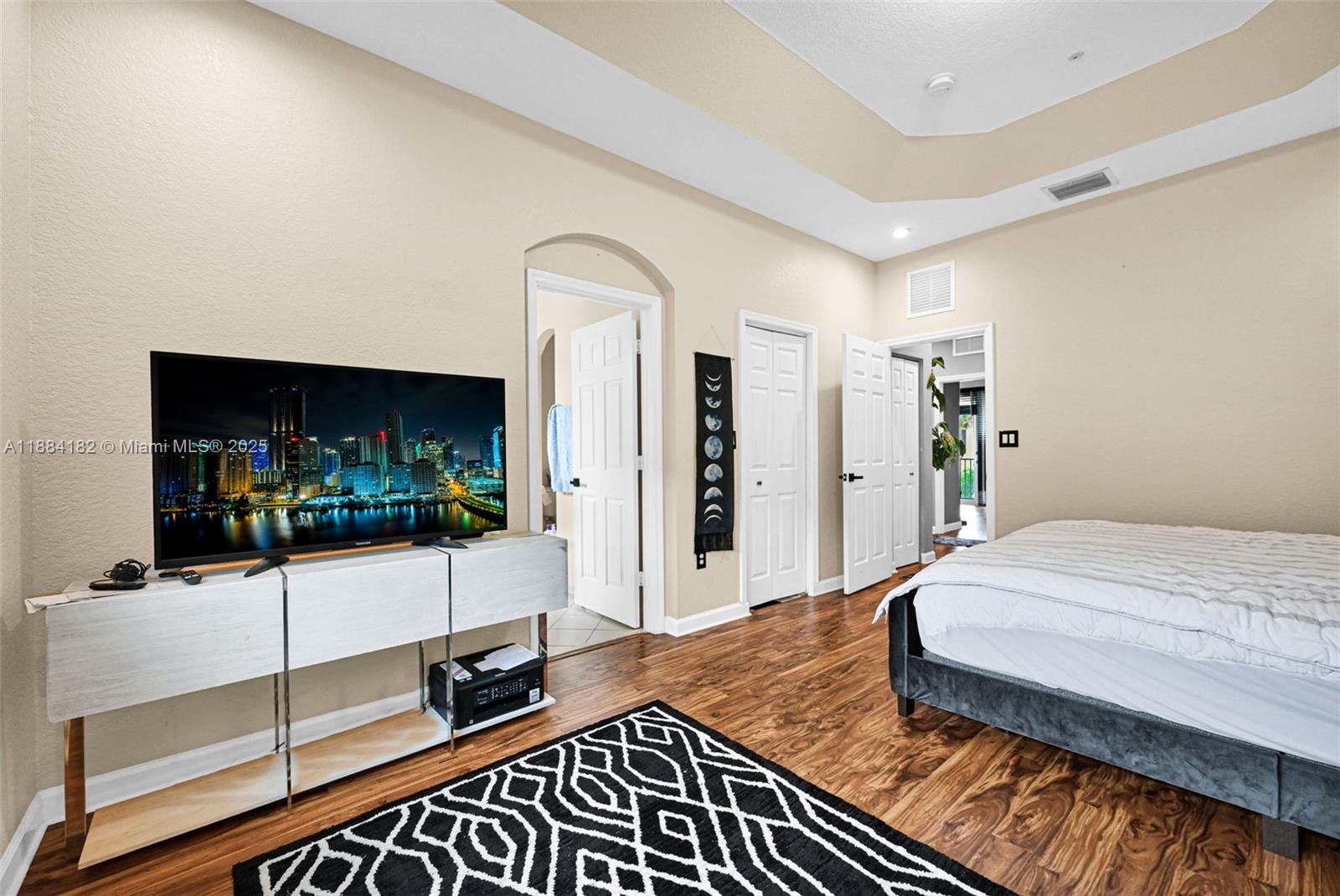 COURTS AT TUSCANY WEST - Residential